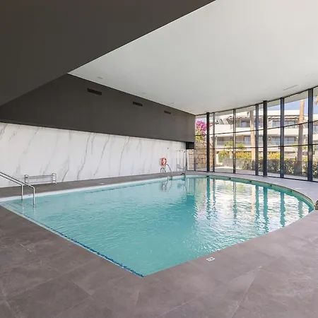 Apartmán Luxury Penthouse With Jacuzzi, Sea View And Gym