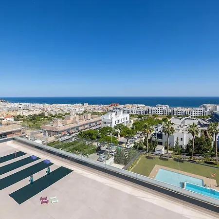 Apartmán Luxury Penthouse With Jacuzzi, Sea View And Gym