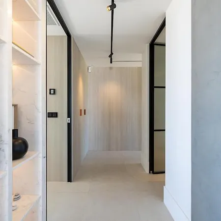 Luxury Penthouse With Jacuzzi, Sea View And Gym *