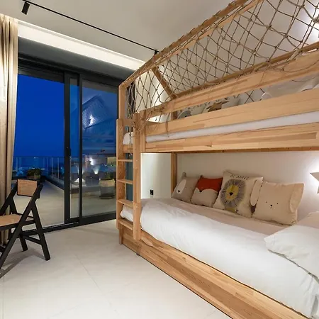 Luxury Penthouse With Jacuzzi, Sea View And Gym Apartmán