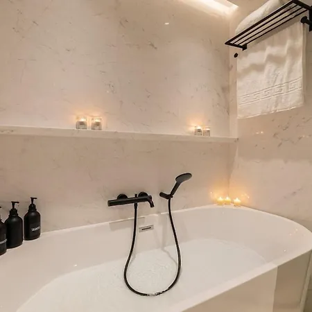 Luxury Penthouse With Jacuzzi, Sea View And Gym Apartmán *