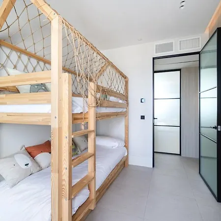 Apartmán Luxury Penthouse With Jacuzzi, Sea View And Gym *